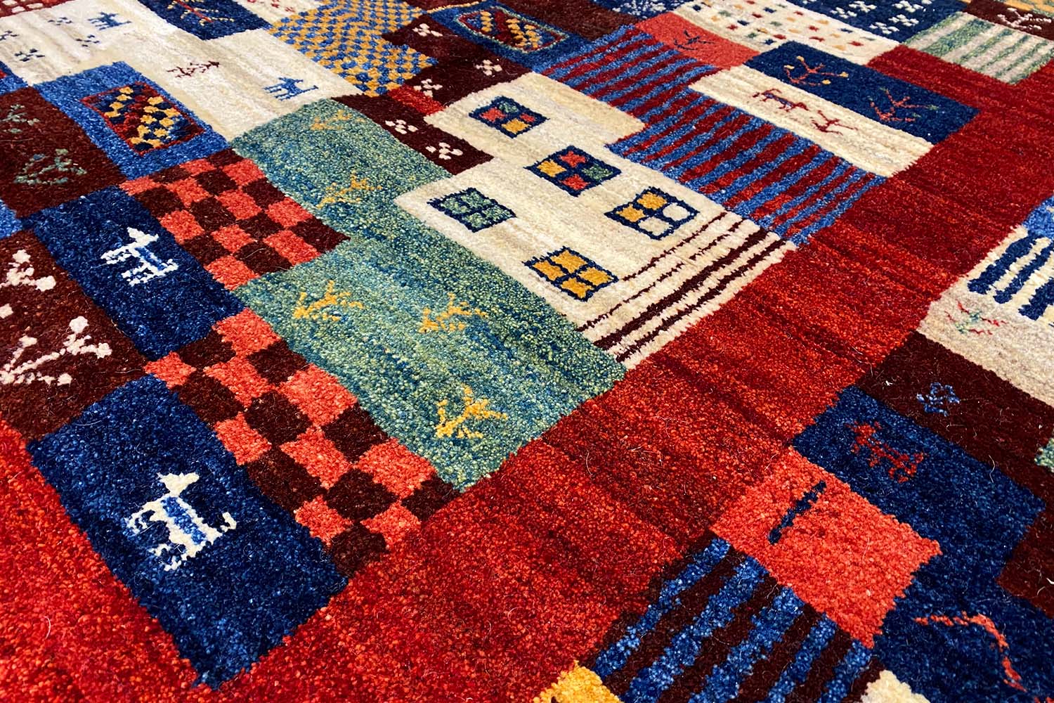 Gabbeh (293x199cm) - German Carpet Shop