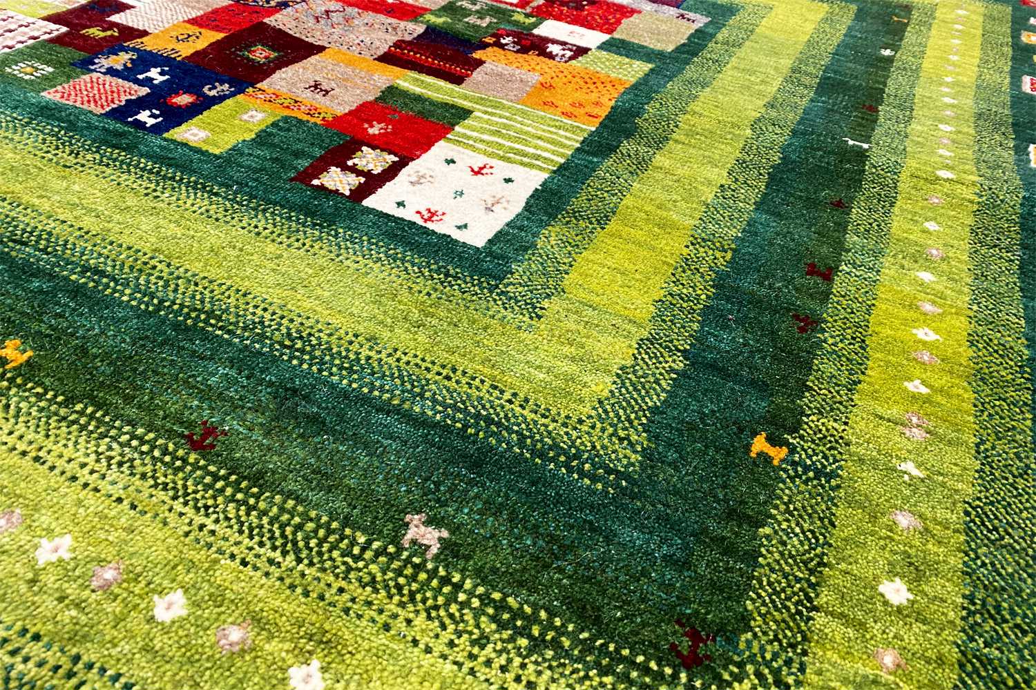 Gabbeh Lori Teppich (173x242 cm / 6x8 ft) - German Carpet Shop