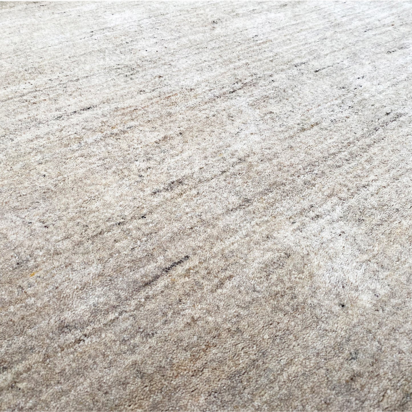 Loom Luri Carpet - 202x143 cm
