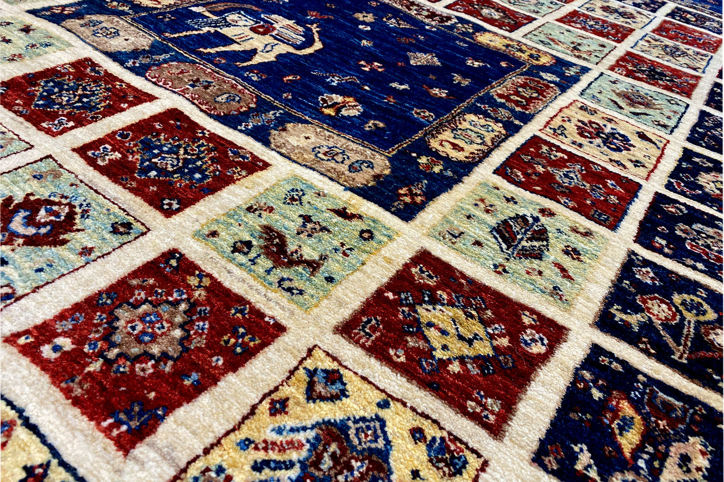 Qashqai Exklusiv 703486 - (204x152cm) - German Carpet Shop