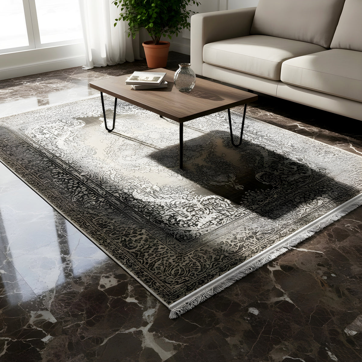 Rectangular rug 170x240 cm with vintage ornaments in silver and beige