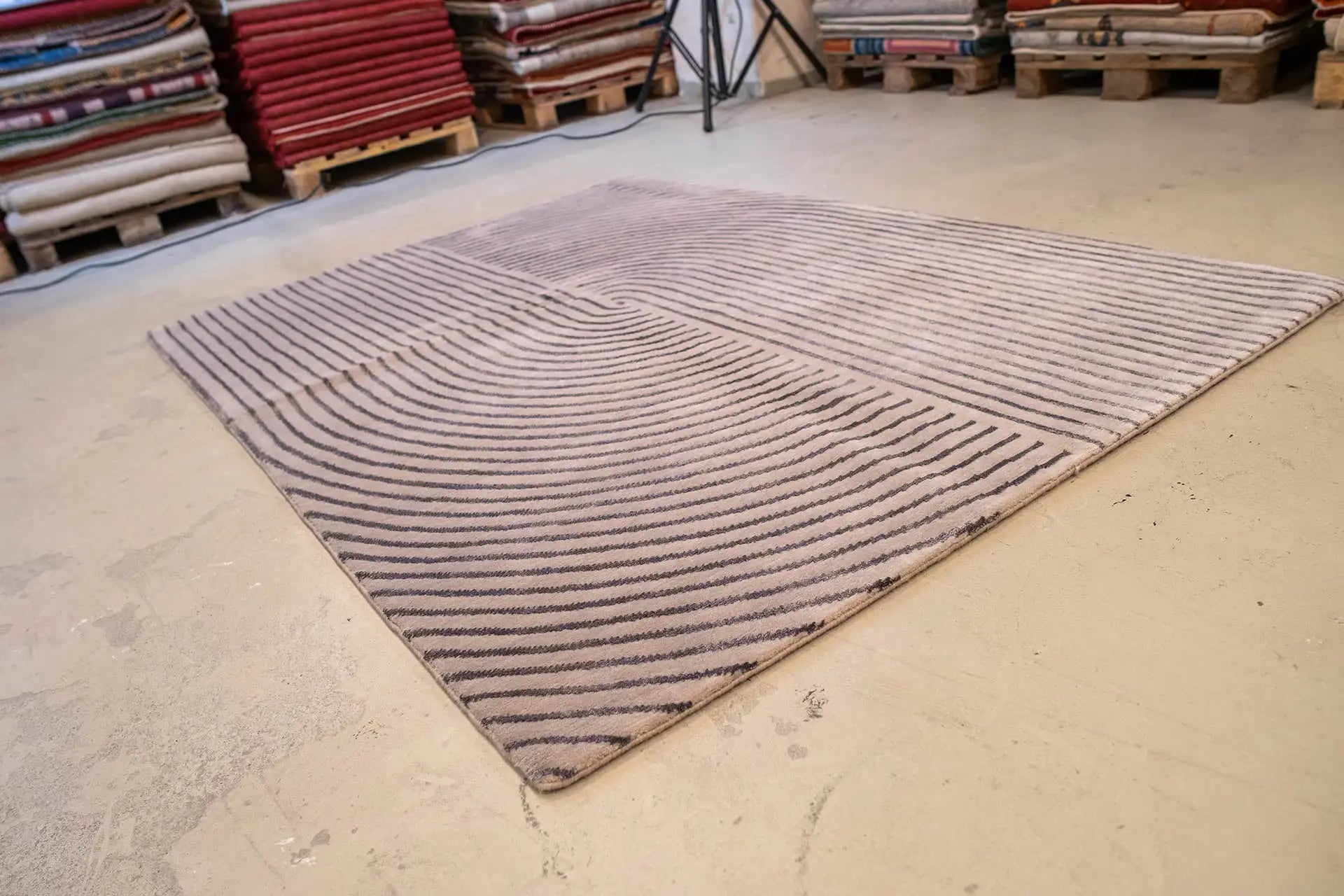 Designer Rug by Pascal Walter - Lines (209x152 cm) - German Carpet Shop