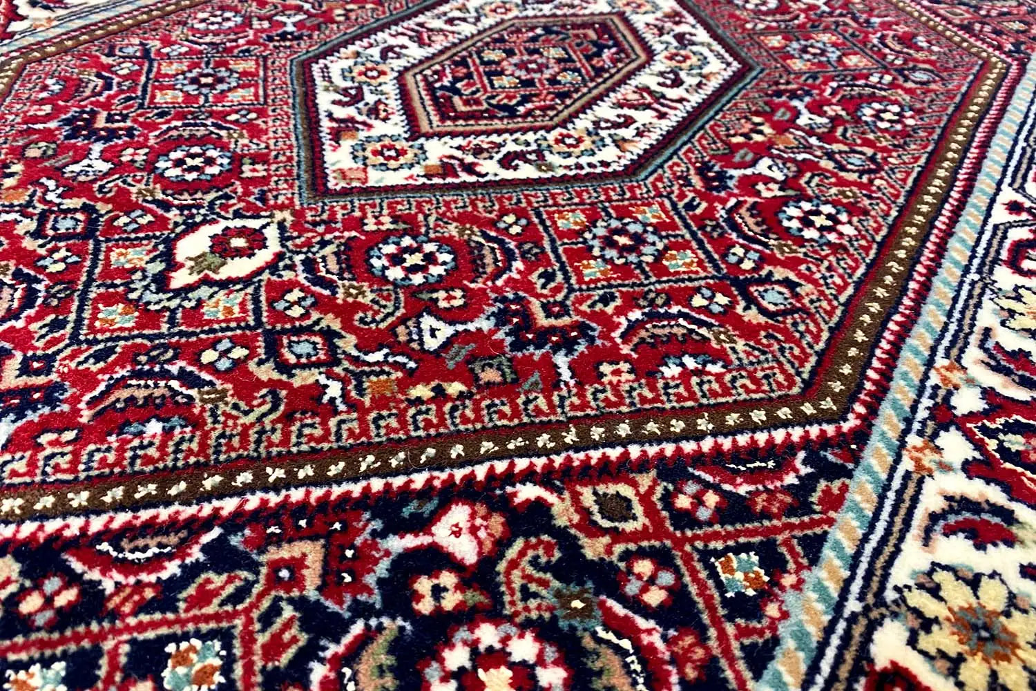 Bidjar - (92x60cm) - German Carpet Shop