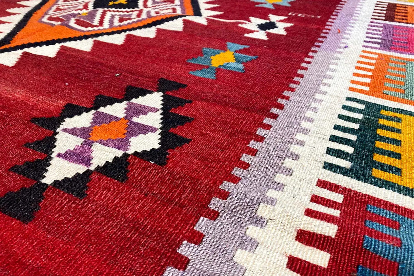 Kilim Qashqai - 24034 (258x162 cm) - Premium Kelim from German Carpet Shop - Just €375! Shop now at German Carpet Shop