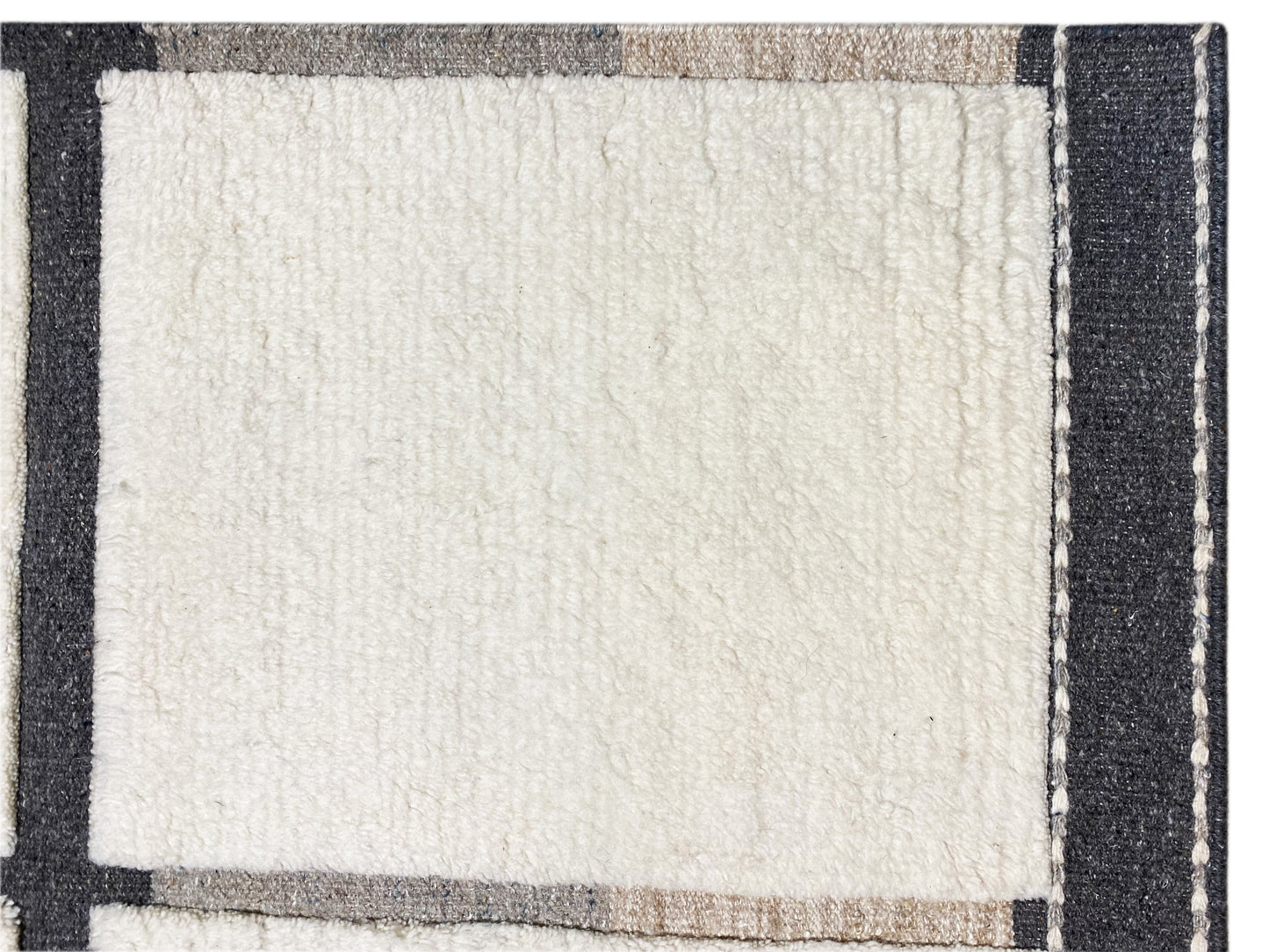 Berber Rug 302x250 cm