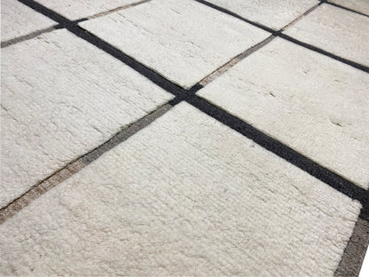 Berber Rug 302x250 cm