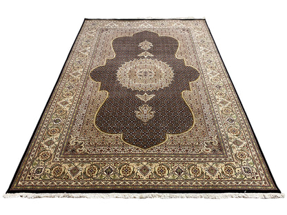 Indo Tabriz Rug - 297x201 cm