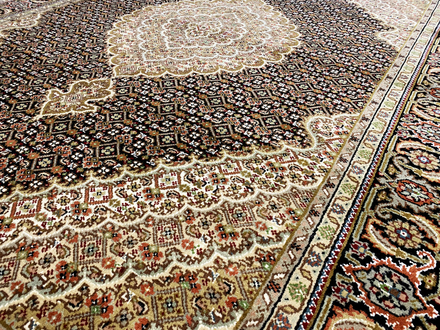 Indo Tabriz Rug - 238x171 cm