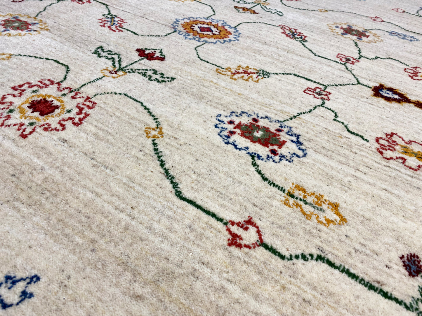 Loom Luri Rug - 119x180 cm