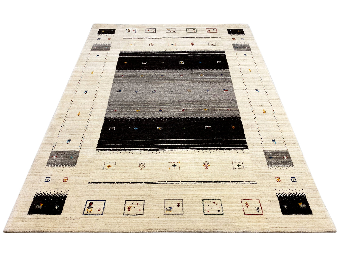 Loom Luri Rug - 240x176 cm