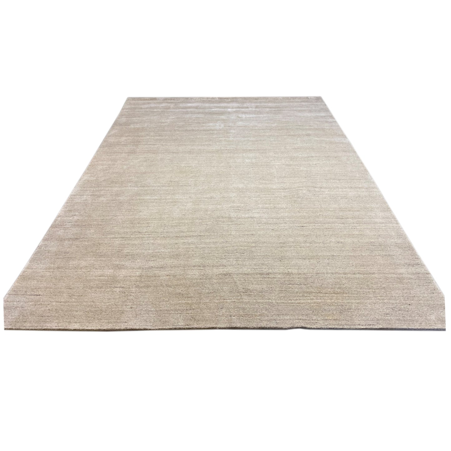 Loom Luri Carpet - 351x254 cm