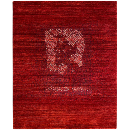 Red Gabbeh-Luri rug with a decorative medallion design in a light pattern