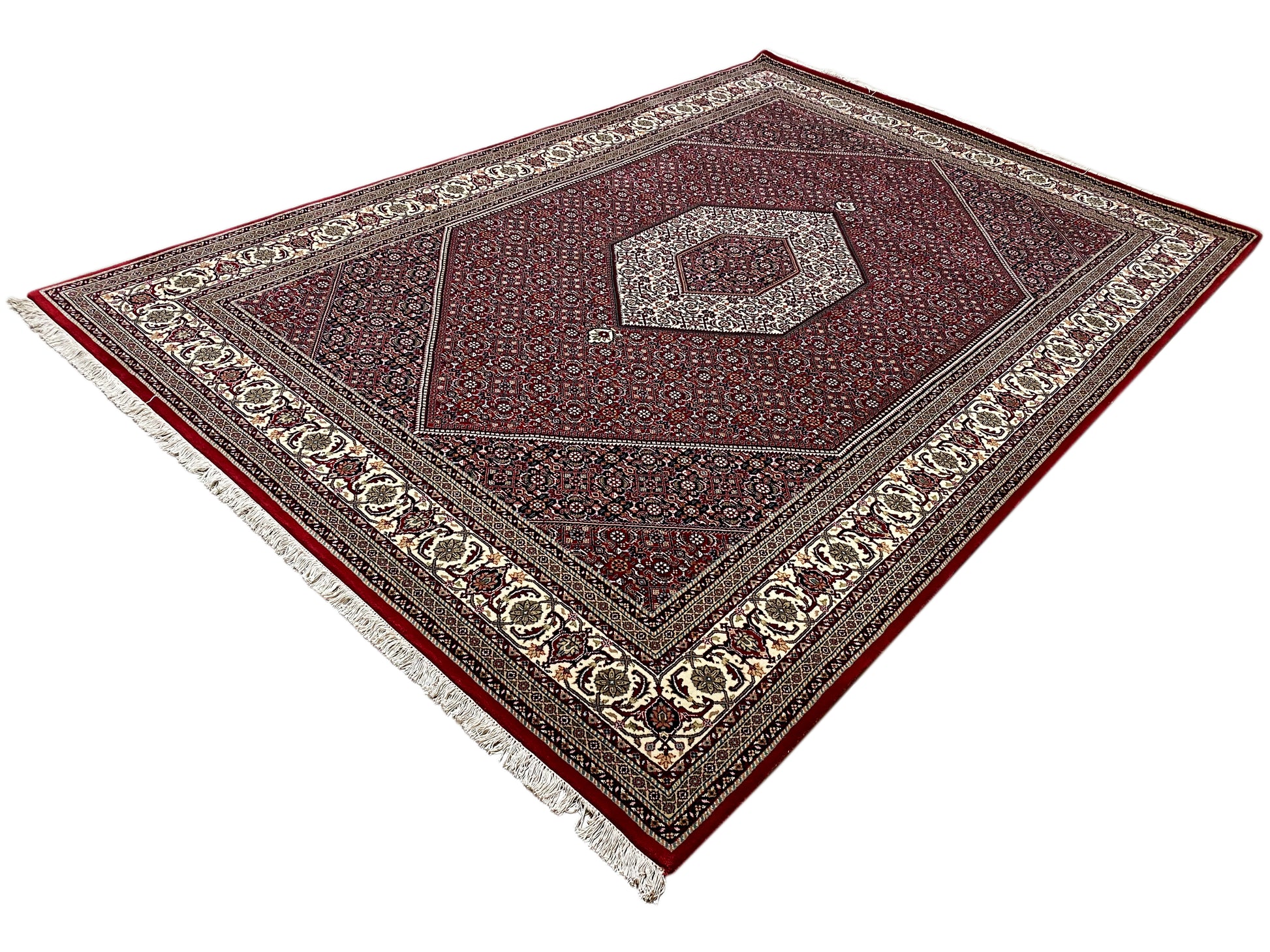 Klassischer roter Orientteppich im Bidjar Stil 304x205 cm