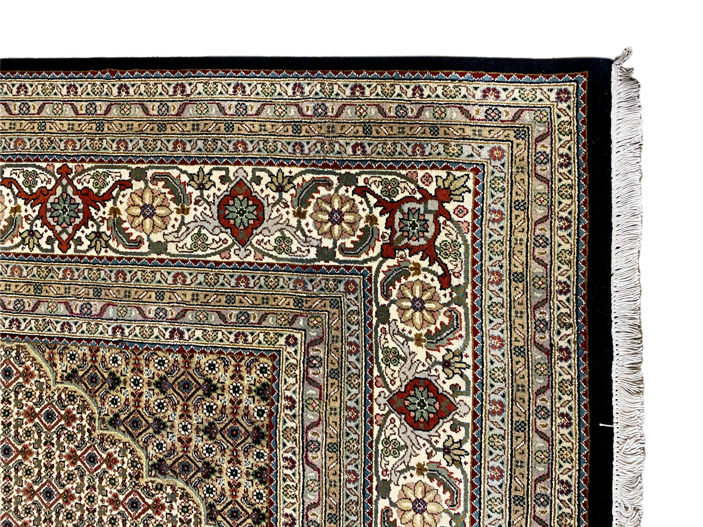 Luxuriöser Indo Tabriz Teppich in Braun mit klassischem Muster