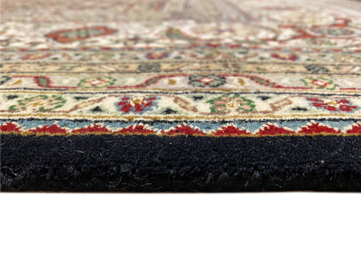 Indo Tabriz Teppich im persischen Stil für elegante Wohnräume