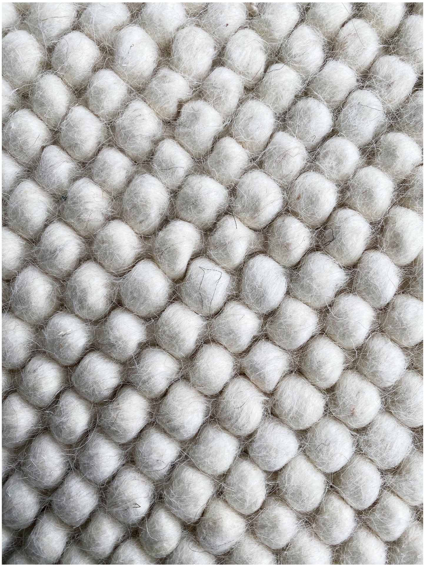 Loom Loop Carpet 240x170 cm