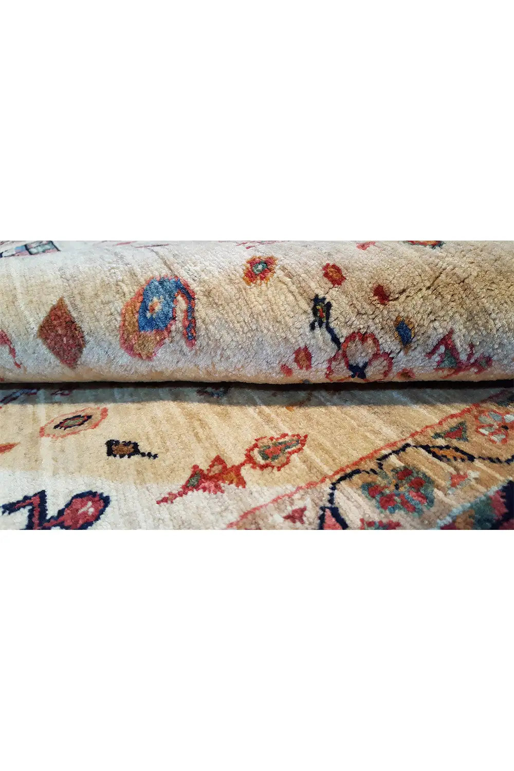  Qashqai Exklusiv (110x101 cm) - Premium Teppich from German Carpet Shop - Just €699! Shop now at German Carpet Shop